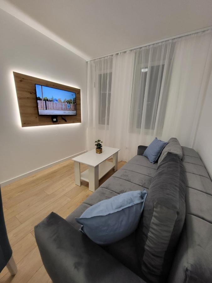 Harmony Suites Sajmiste Экстерьер фото