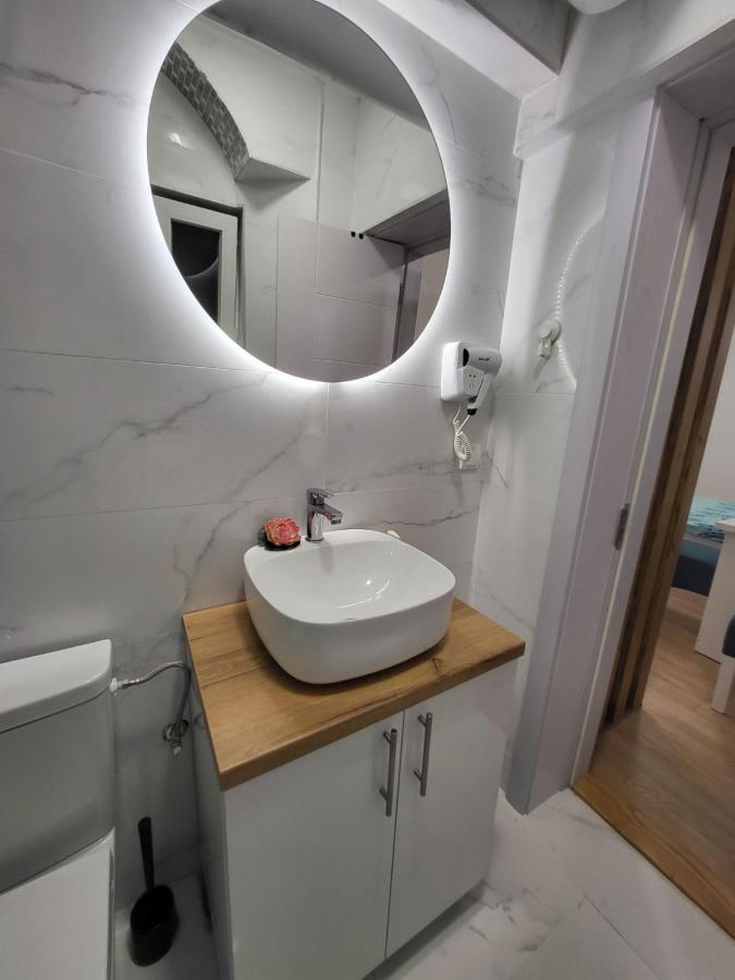 Harmony Suites Sajmiste Экстерьер фото
