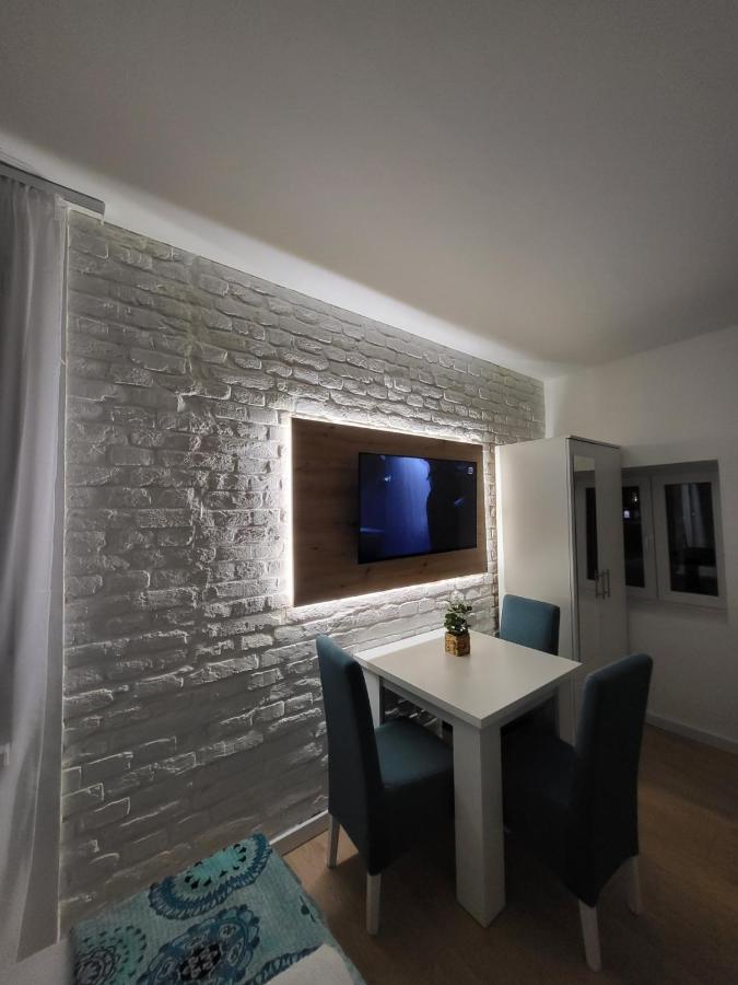 Harmony Suites Sajmiste Экстерьер фото